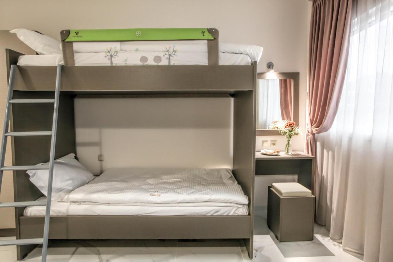 Del Sol #2 Meteora Luxurious Family Suites Kalampáka Luaran gambar