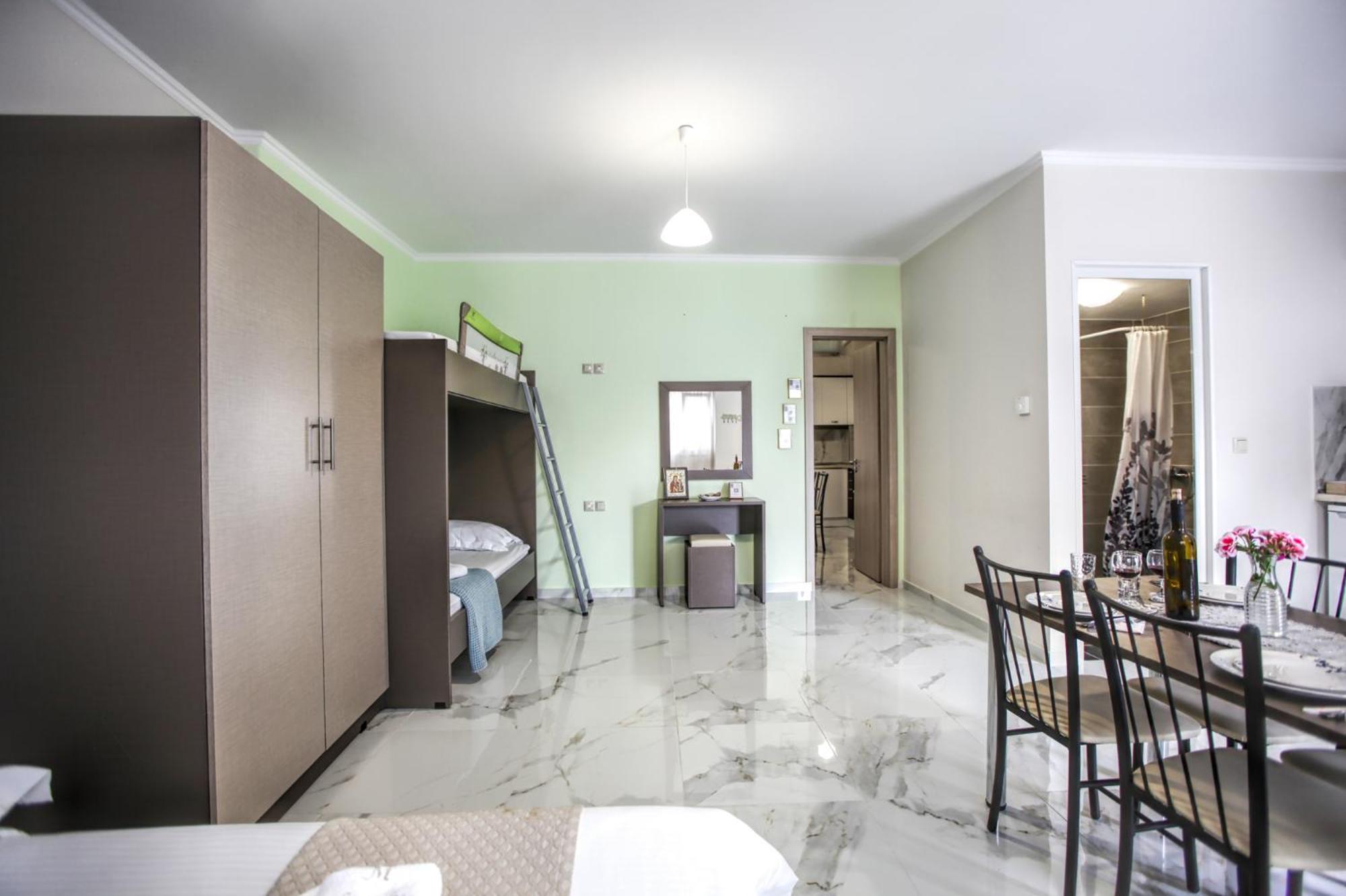 Del Sol #2 Meteora Luxurious Family Suites Kalampáka Luaran gambar